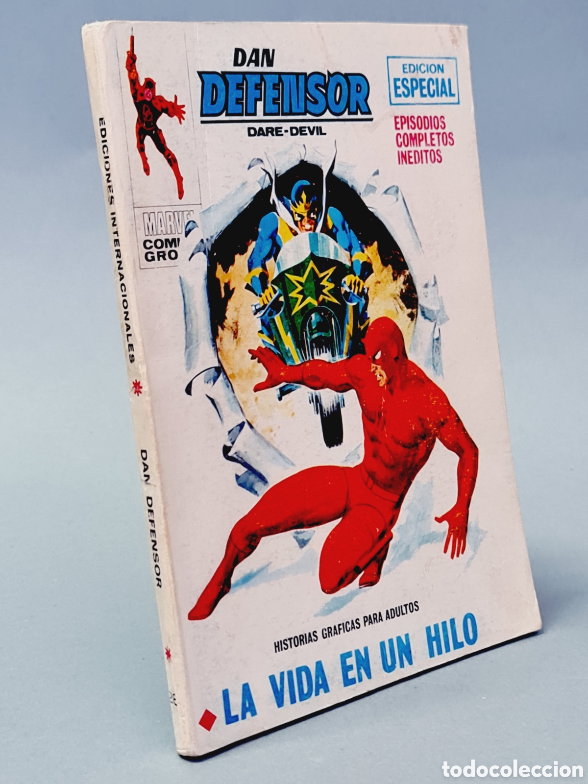 C&oacute;mics: BUEN ESTADO DAN DEFENSOR 28 LA VIDA EN UN HILO TACO EDICIONES MARVEL VERTICE - Foto 1
