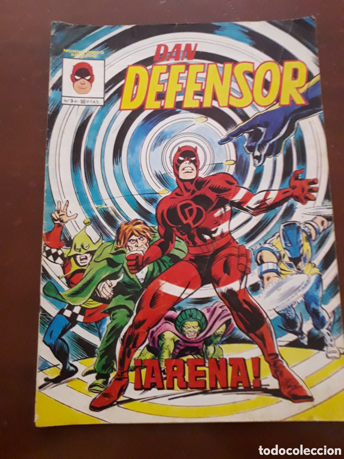 C&oacute;mics: Dan Defensor num 3. V&eacute;rtice Mundicomics - Foto 1