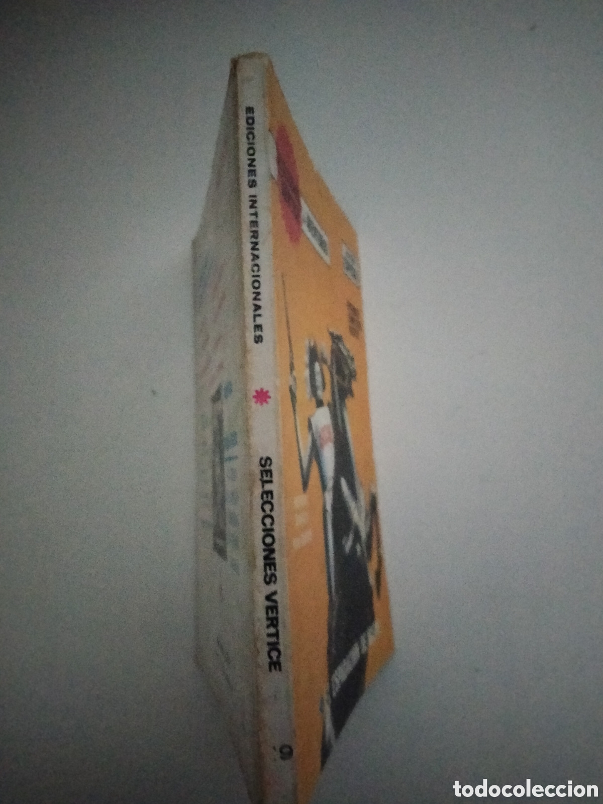C&oacute;mics: Selecciones v&eacute;rtice el espadach&iacute;n de acero num. 49 - Foto 4