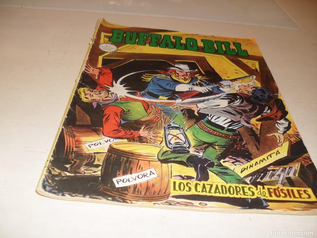 C&oacute;mics: BUFFALO BILL N&ordm; 2,DE 10,LOS CASADORES DE FOSILES,EN COLOR.VERTICE,1981.VERTICE,1981