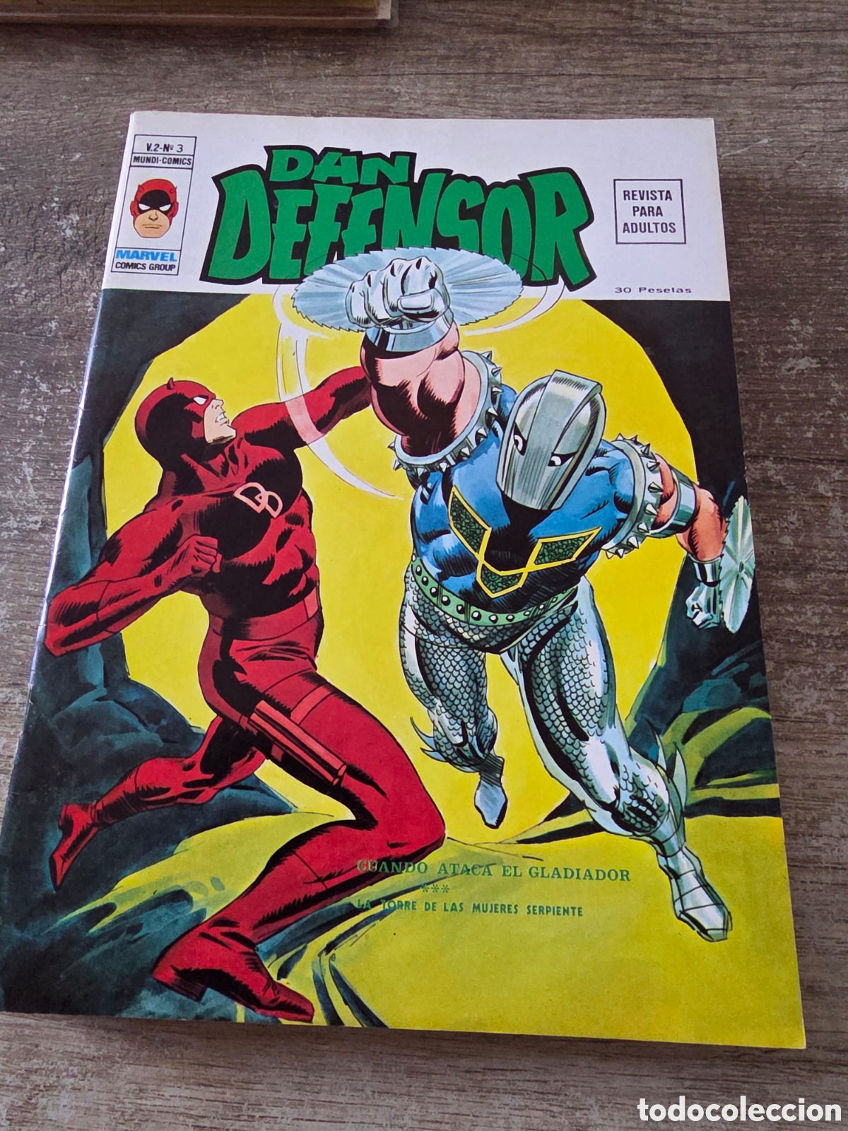 C&oacute;mics: DAN DEFENSOR 3 VERTICE VOLUMEN 2 IMPECABLE