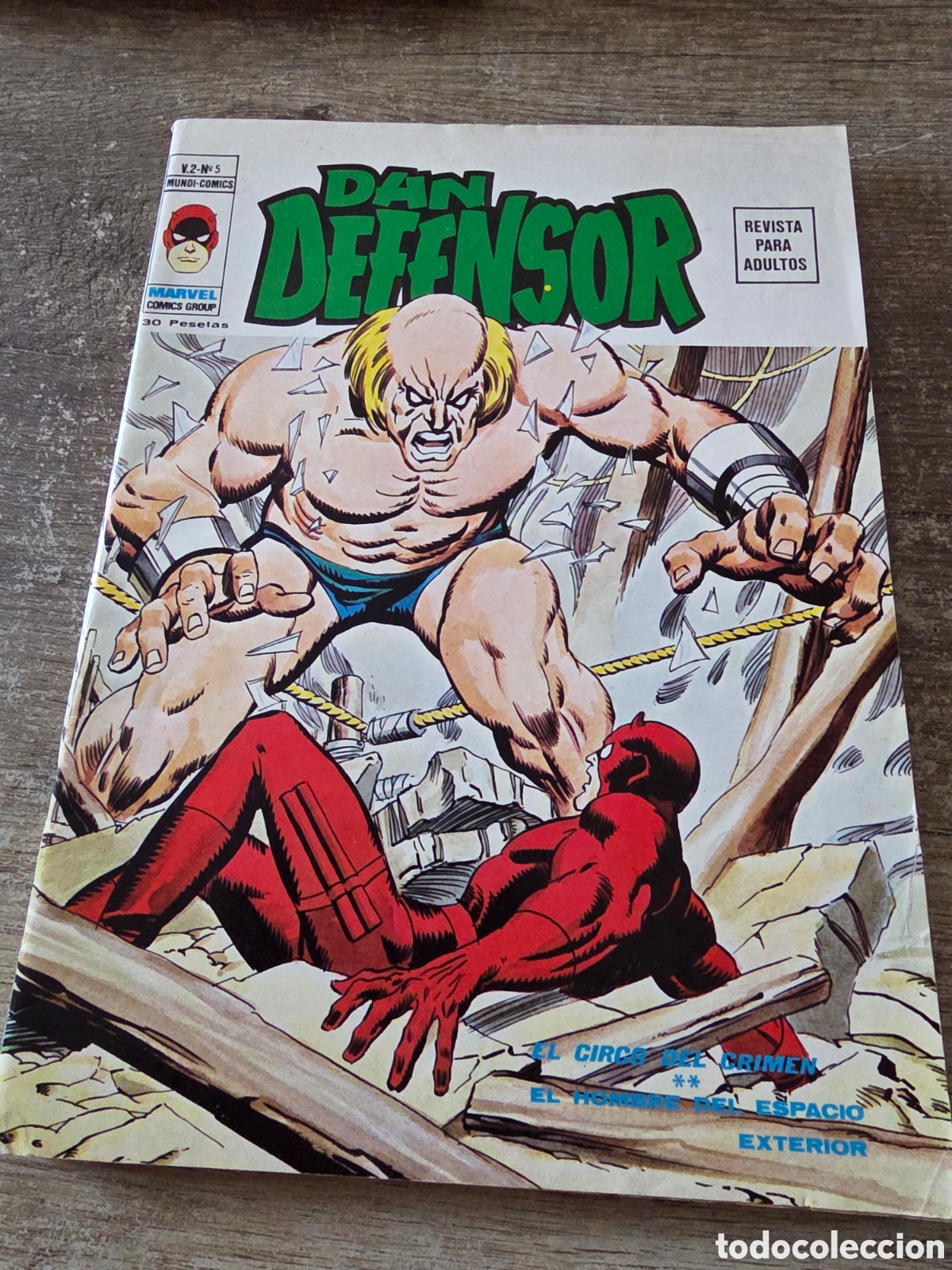 C&oacute;mics: DAN DEFENSOR 5 VERTICE VOLUMEN 2 IMPECABLE
