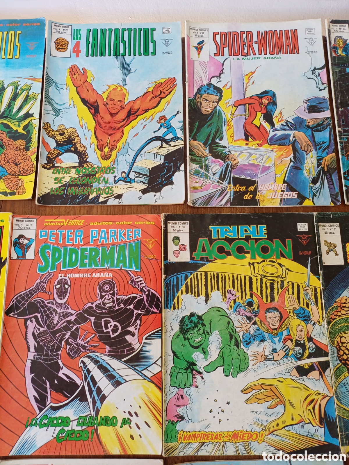 C&oacute;mics: Mundo C&oacute;mics. Conjunto de 20 unid. - Foto 3