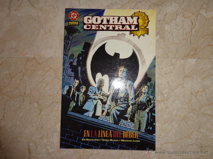 C&oacute;mics: BATMAN - GOTHAM CENTRAL - EN LA LINEA DEL DEBER --- NORMA EDITORIAL- 111-1 - Foto 5