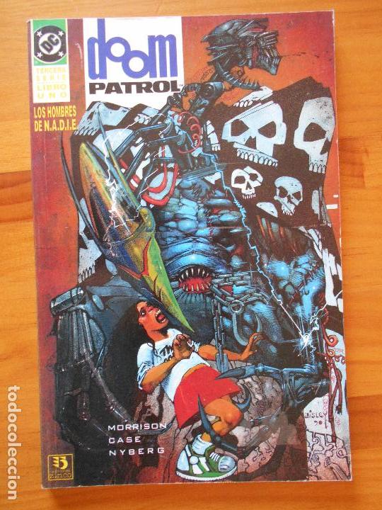 C&oacute;mics: DOOM PATROL - LOS HOMBRES DE N.A.D.I.E. LIBRO UNO - DC - ZINCO (7M) - Foto 1