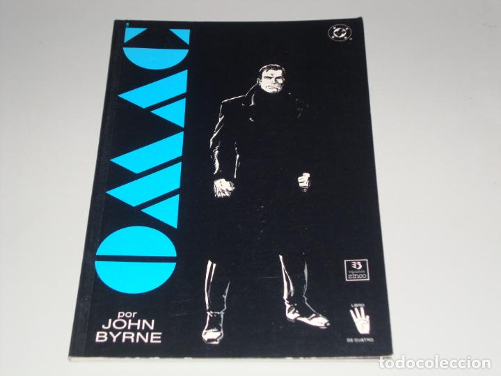 C&oacute;mics: OMAC LIBRO TRES DE CUATRO - Foto 1
