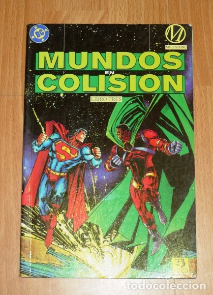 C&oacute;mics: MUNDOS EN COLISI&Oacute;N. LIBRO TRES - Foto 1