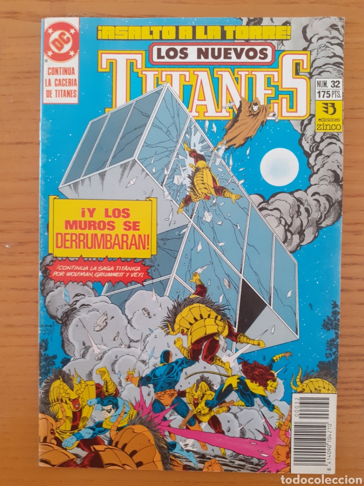 C&oacute;mics: Los Nuevos Titanes. N⁰s 32 y 39. - Foto 2