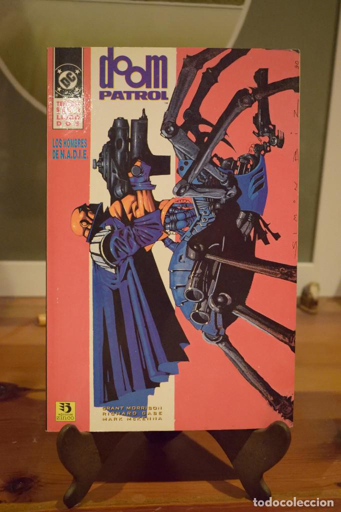 C&oacute;mics: Doom Patrol Zinco NADIE - Foto 2