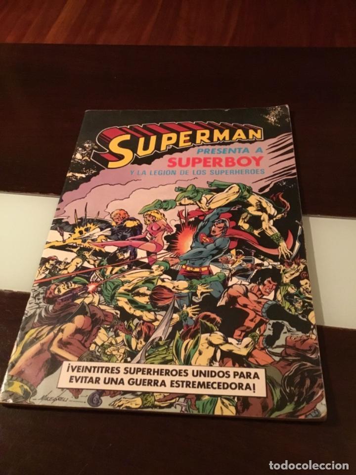 C&oacute;mics: Comic Superman presenta a Superboy y la legion de los superheroes - Foto 1