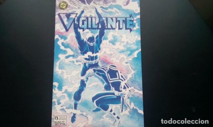 C&oacute;mics: COMIC VIGILANTE N&ordm; 17 - Foto 2