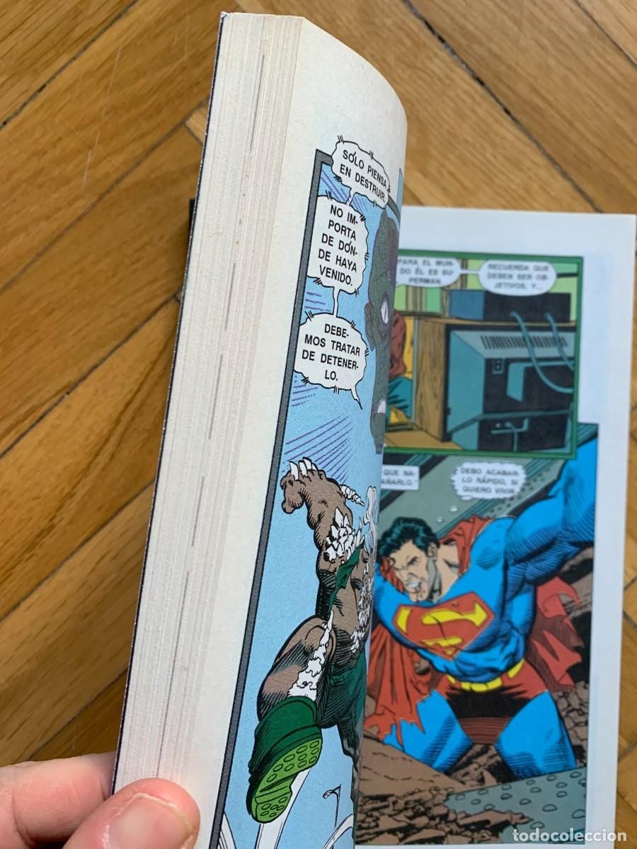 C&oacute;mics: La Muerte de Superman - Editorial Vid - Ref1 - Foto 2