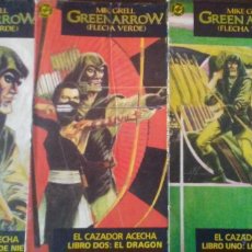 Cómics: GREEN ARROW - EL CAZADOR ACECHA COMPLETA 3 LIBROS