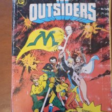 Cómics: LOS OUTSIDERS RETAPADO NUMERO 6 Nº 25, 26 Y EL ESPECIAL VERANO 1988 D. C COMICS ZINCO