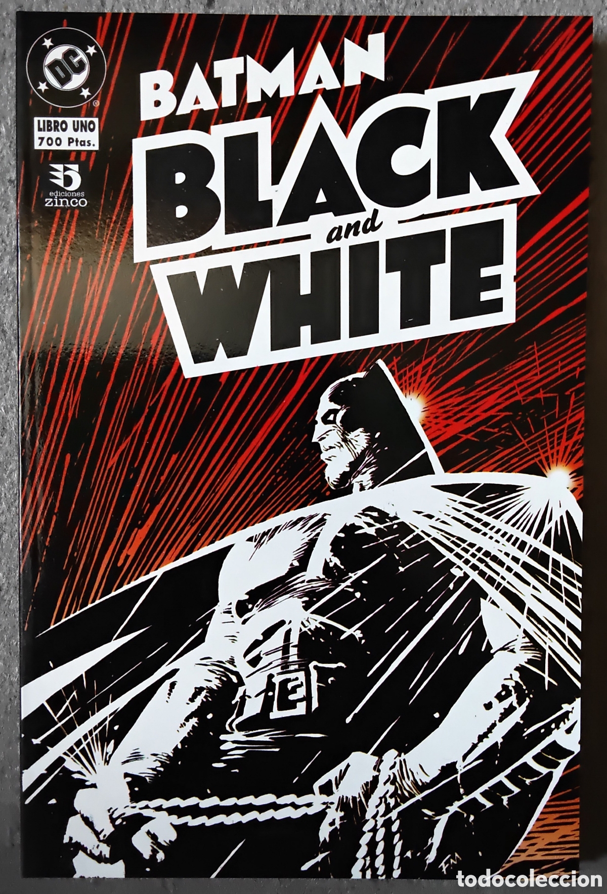 C&oacute;mics: BATMAN BLACK AND WHITE (2 tomos completa) - Foto 1