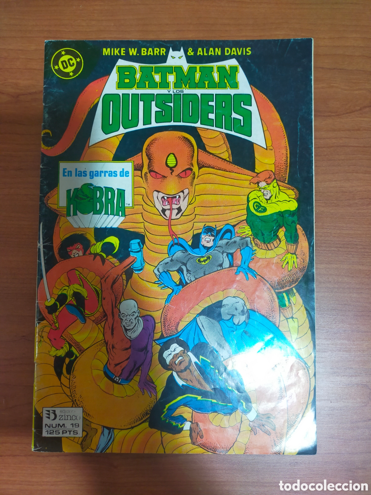 C&oacute;mics: BATMAN Y LOS OUTSIDERS 19 Zinco - Foto 1