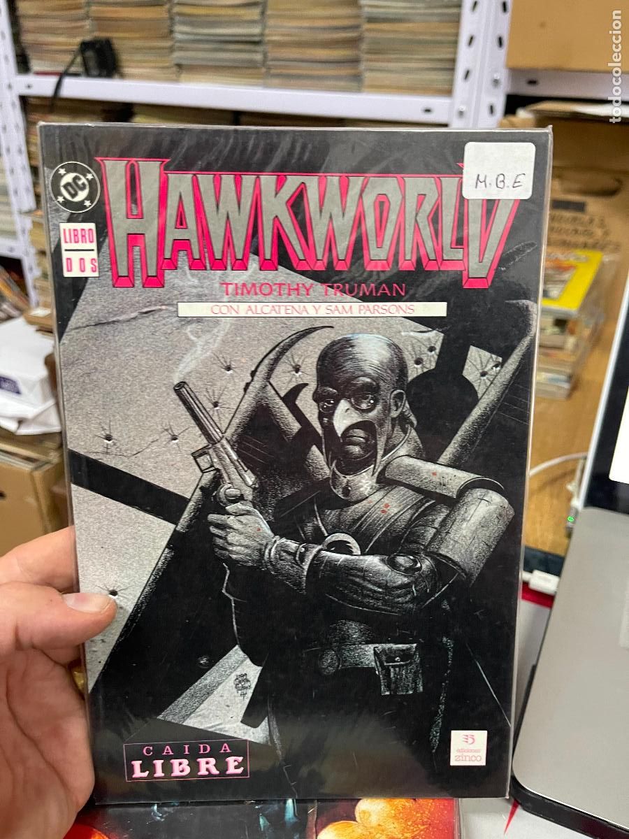 C&oacute;mics: HAWKWORLD LIBRO DOS MUY BUEN ESTADO - Foto 1