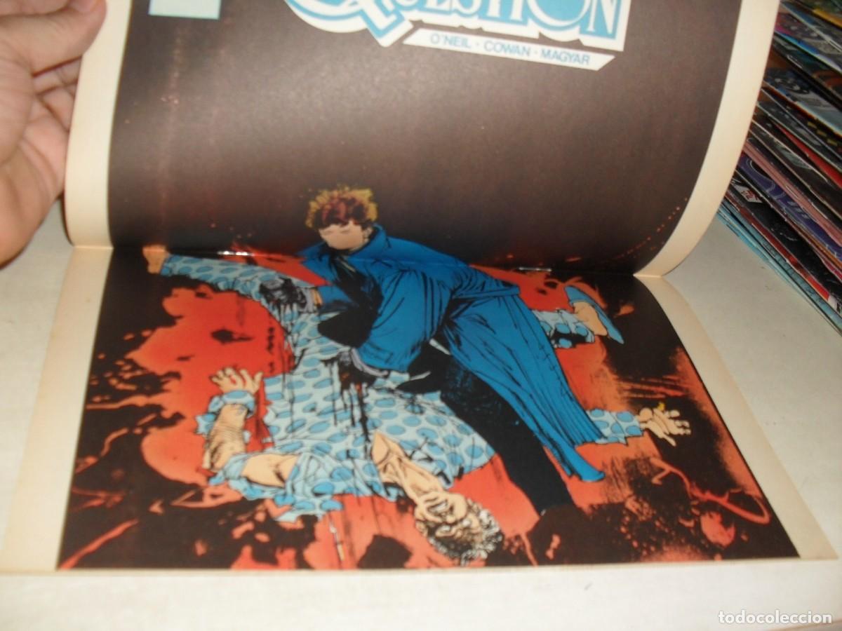 C&oacute;mics: QUESTION N&ordm;8 CON POSTER DEL PROPIO QUESTION,DE 36,DE DENIS ONEIL,ZINCO 1988 - Foto 2