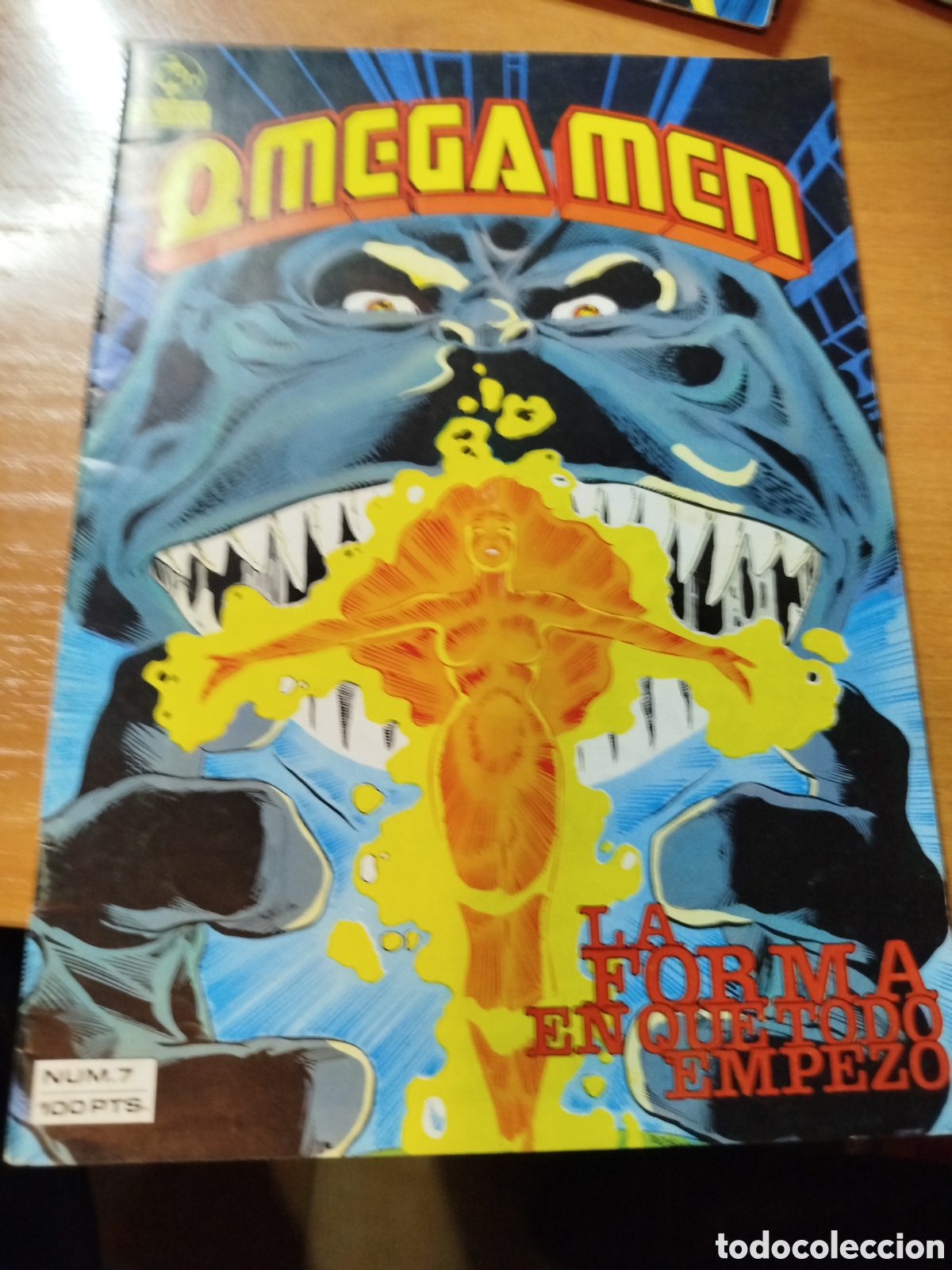 C&oacute;mics: DC zinco Omega men 7. Omega men n&uacute;mero 7. - Foto 1