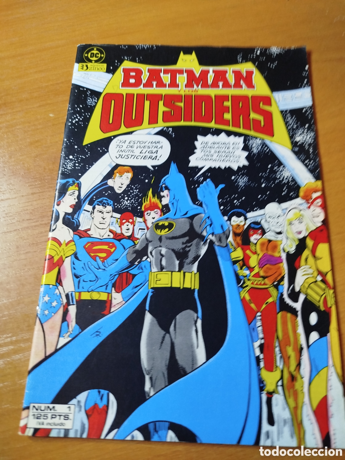 C&oacute;mics: DC zinco Batman y los outsiders 1. DC ediciones zinco Batman 1 - Foto 1