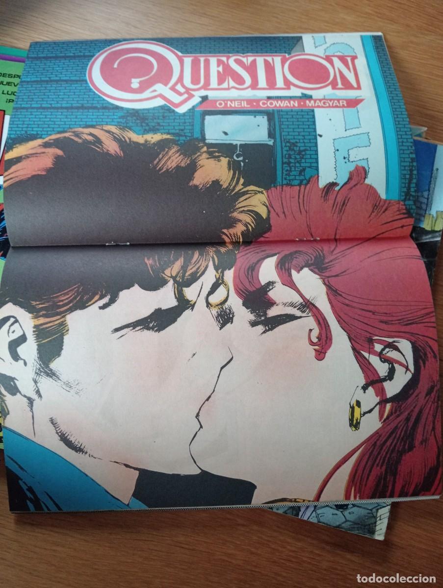 C&oacute;mics: LOTE CON 9 EJEMPLARES DE QUESTION (DE 36). GRAPA. ZINCO. DC. 1988 &ndash; 90. - Foto 22