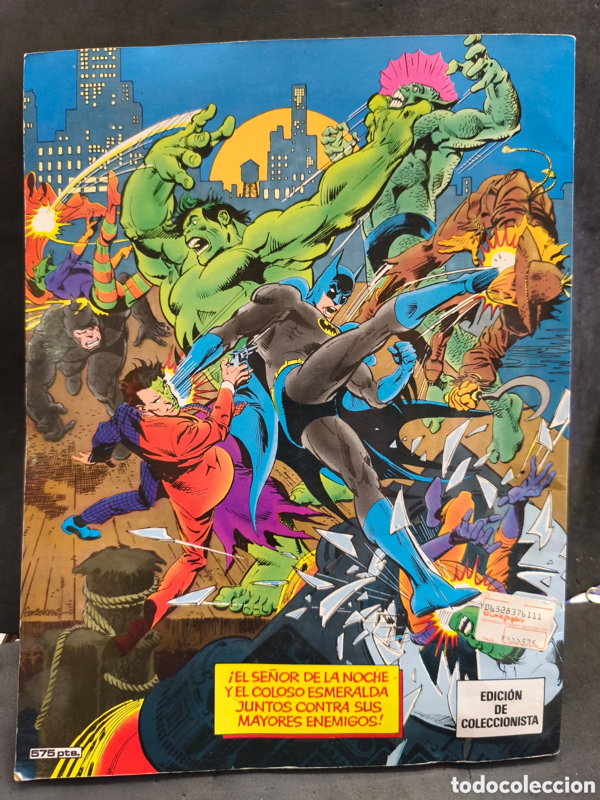 C&oacute;mics: DC Y MARVEL PRESENTAN: BATMAN VS. LA MASA. Ediciones Zinco. 1989 - Foto 5
