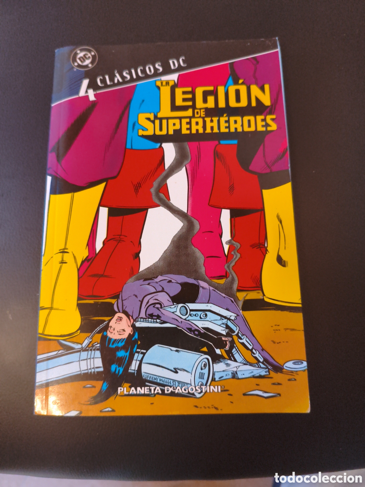 C&oacute;mics: Cl&aacute;sicos dc legi&oacute;n de los superh&eacute;roes Planeta n&uacute;mero 94