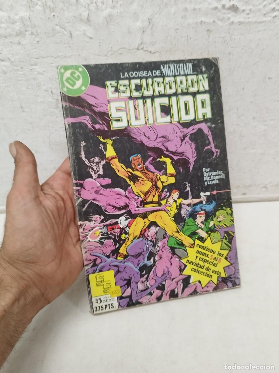 C&oacute;mics: ESCUADRON SUICIDA TOMO 2 EDICIONES ZINCO RETAPADO NUMEROS DEL 5 AL 8 A&Ntilde;OS 80. Especial navidad N&ordm; 1.