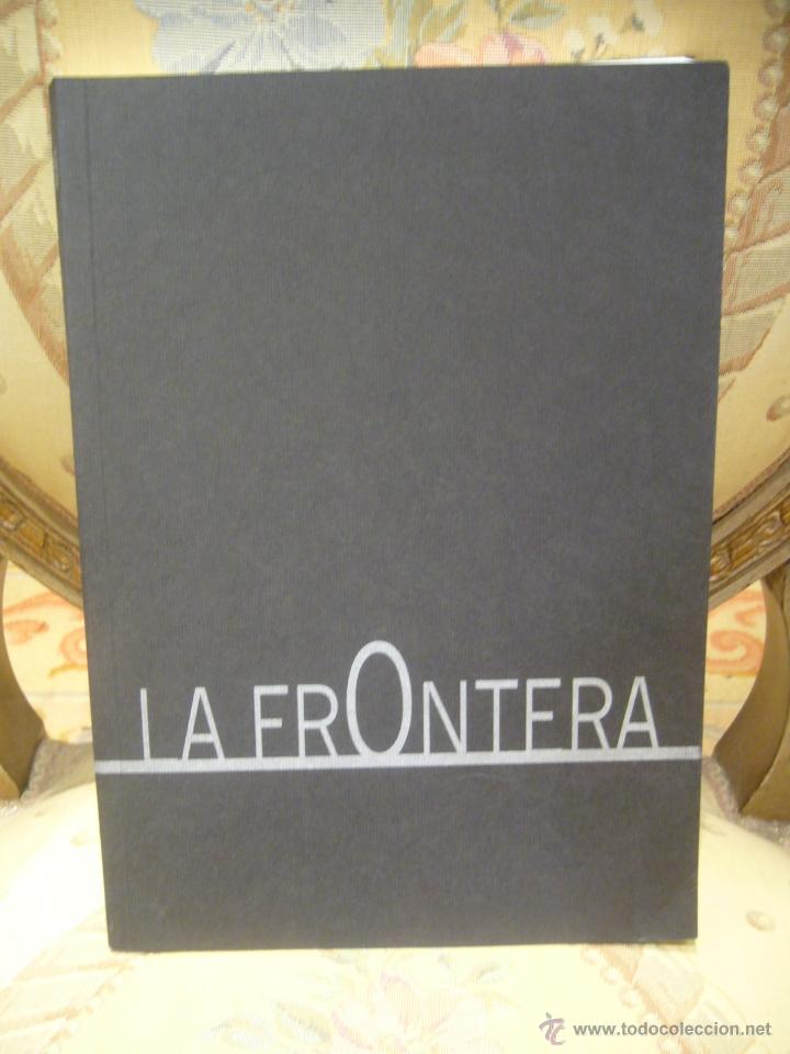 C&oacute;mics: LA FRONTERA. TEXTOS Y VI&Ntilde;ETAS DE DIFERENTES AUTORES. - Foto 1