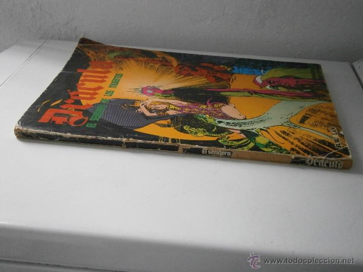 C&oacute;mics: Dracula el sendero de los muertos Buru Lan 1974 EC - Foto 2