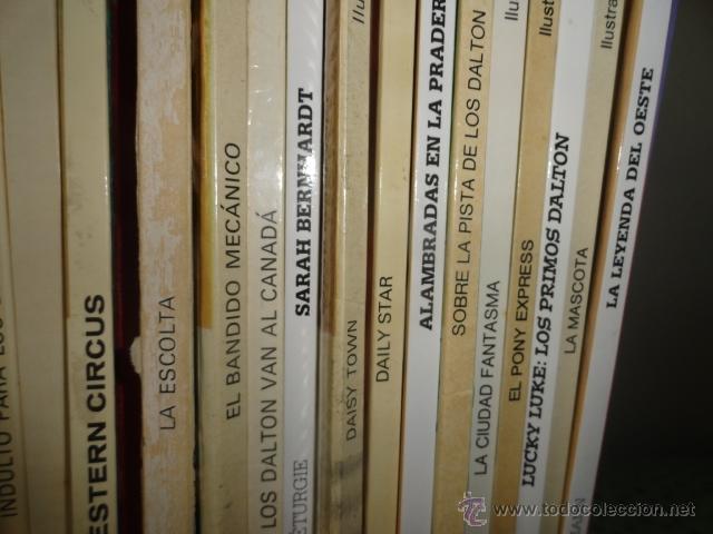 C&oacute;mics: LOTE COLECCION DE 29 TOMOS DE LUCKY LUKE - Foto 2
