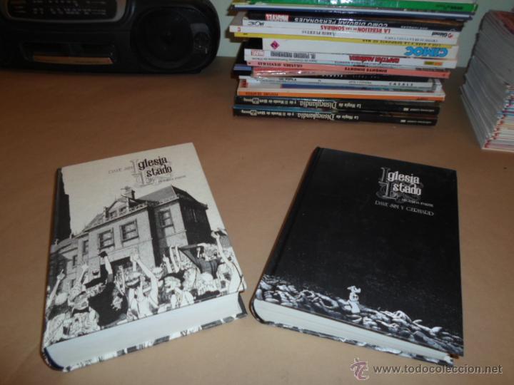 C&oacute;mics: Dave Sim, Iglesia y Estado, Primera parte, y Segunda Parte,Ponent Mon, 2011 - Foto 1