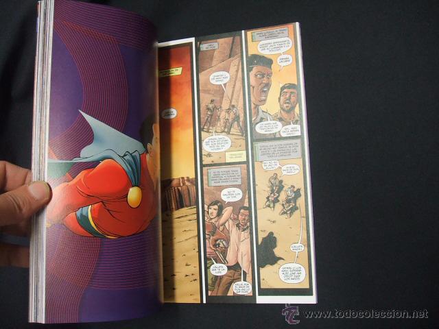 C&oacute;mics: MUNDO CONTRA SUPERMAN - N&ordm; 1 - ECC - - Foto 2