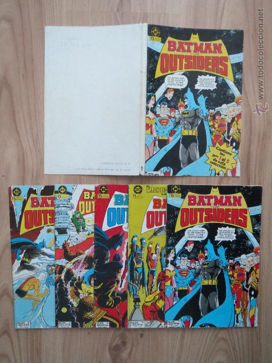 C&oacute;mics: BATMAN Y LOS OUTSIDERS TOMO RETAPADO NUMEROS 1 2 3 4 Y 5 - Foto 1