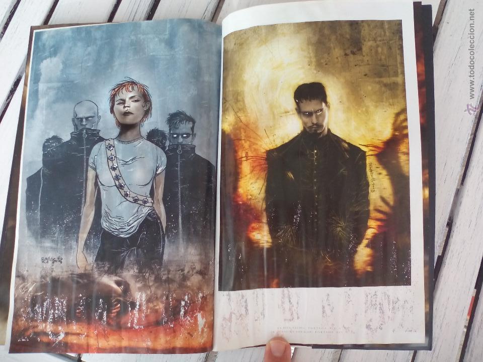 C&oacute;mics: Dias oscuros. Steve Niles - Ben Templesmith.  Denvir 2006 - Foto 4