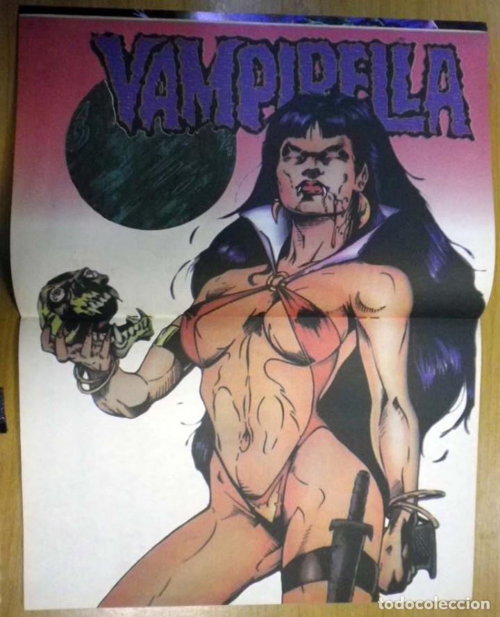 C&oacute;mics: Vampirella N&ordm; 4. Contiene poster central - Foto 3