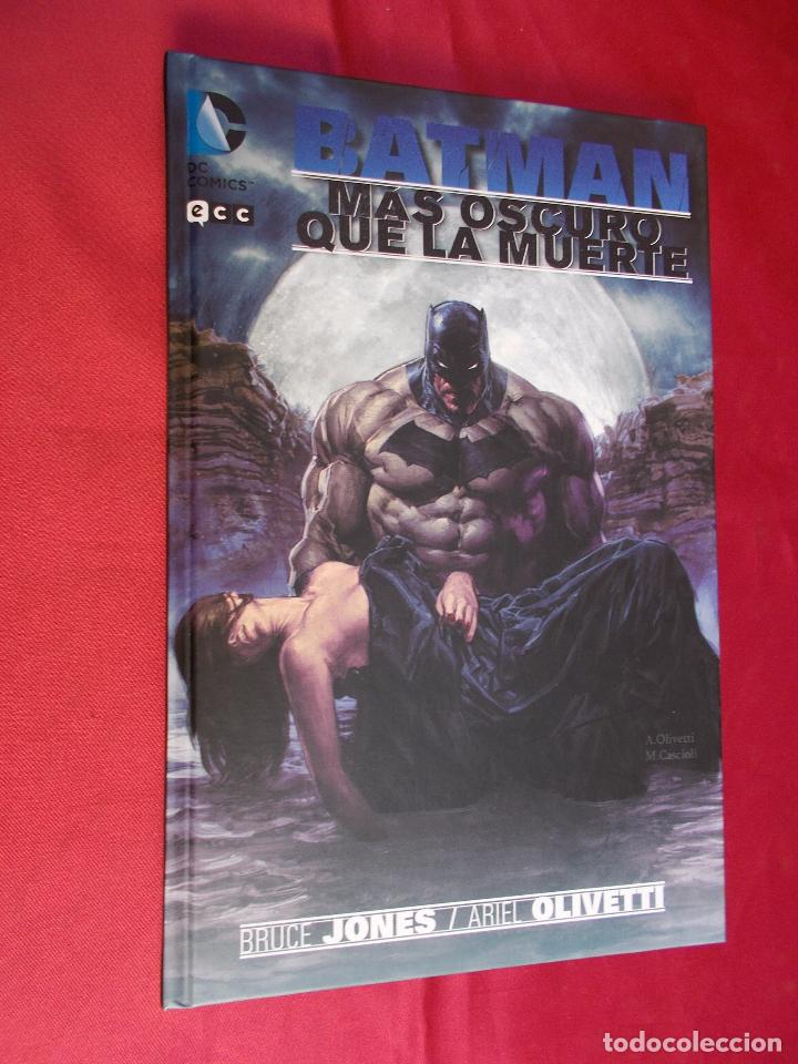 C&oacute;mics: BATMAN. MAS OSCURO QUE LA MUERTE. BRUCE JONES. ECC EDICIONES. - Foto 1