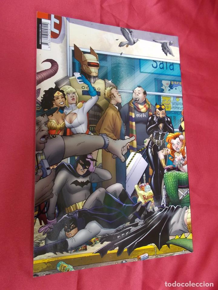 C&oacute;mics: HARLEY QUINN. N&ordm; 2. ECC EDICIONES. - Foto 3