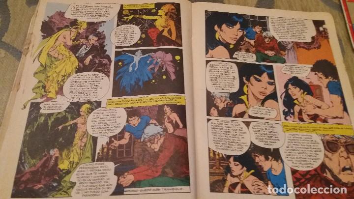 C&oacute;mics: Revista comics a&ntilde;o 1975 vampirella Dr&aacute;cula - Foto 3