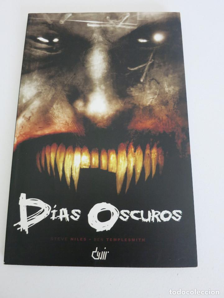 C&oacute;mics: DIAS OSCUROS DEVIR NILES TEMPLESMITH - Foto 1