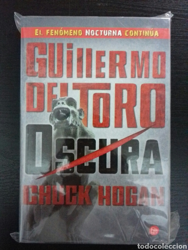 C&oacute;mics: Oscura - Guillermo del Toro, Chuck Hogan - Harper - Foto 1