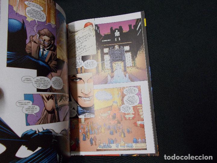 C&oacute;mics: BATMAN - REGLAS DE COMPROMISO - ECC - Foto 2