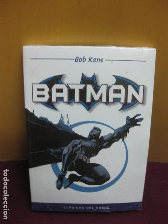 C&oacute;mics: BATMAN. BOB KANE. CLASICOS DEL COMIC. DC COMICS 2004. - Foto 1