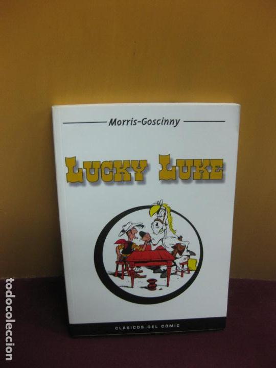 C&oacute;mics: LUCKY LUKE. MORRIS-GOSCINNY. CLASICOS DEL COMIC. - Foto 1