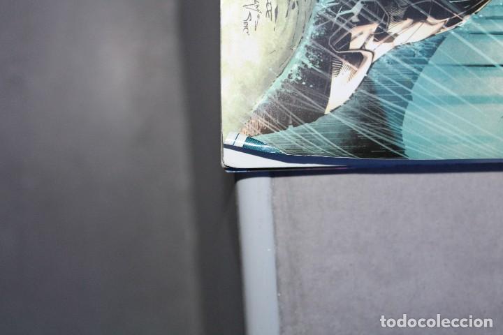 C&oacute;mics: Batman 1 Nuevo Universo DC ECC NuDC - Foto 2