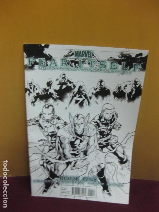 C&oacute;mics: FEAR ITSELF. BOOK ONE. MARVEL. EN INGLES - Foto 1