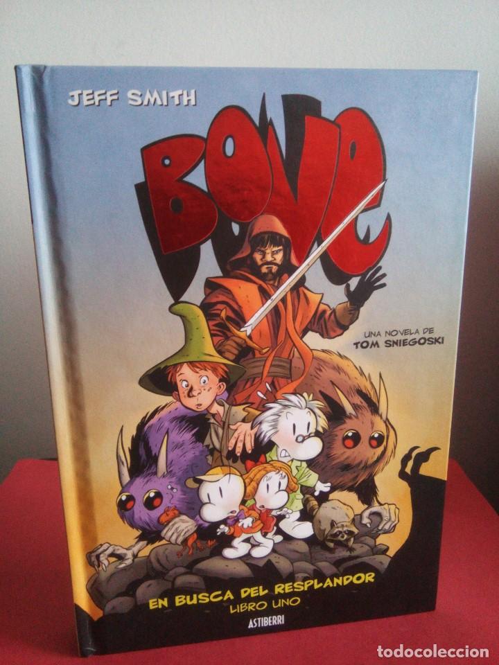 C&oacute;mics: Bone - En busca del resplandor - Libro uno - Jeff Smith - - Foto 1