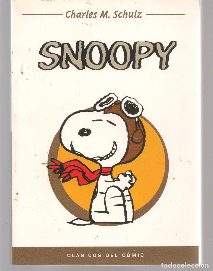 C&oacute;mics: CL&Aacute;SICOS DEL COMIC. SNOOPY. CHARLES M. SCHULZ. (ST/A17) - Foto 1