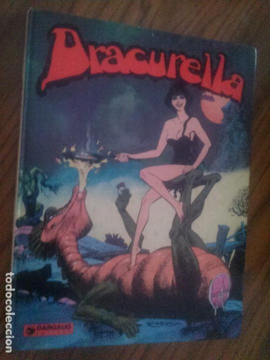 Comics : DRACURELLA. JULIO RIBERA. TAPA DURA. EN FRANC&Eacute;S. BUEN ESTADO. RARO