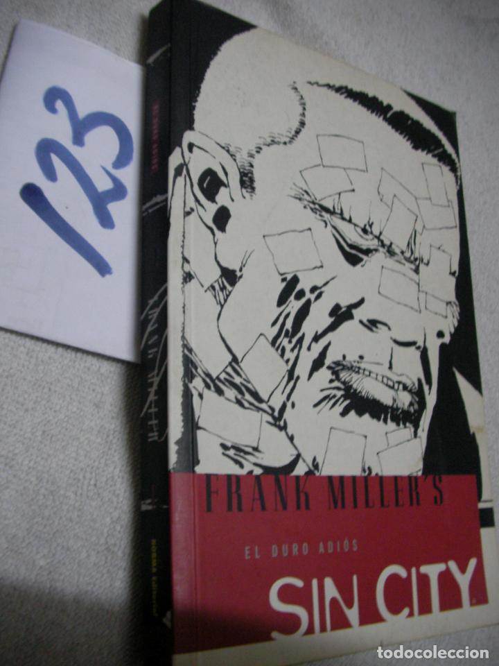 C&oacute;mics: COMIC - SIN CITY (EL DURO ADIOS) - FRANK MILLER&acute;S - Foto 1